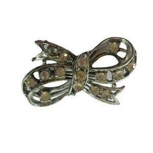 VINTAGE LARGE SILVER TONE 3D TIED RIBBON BOW PIN BROOCH